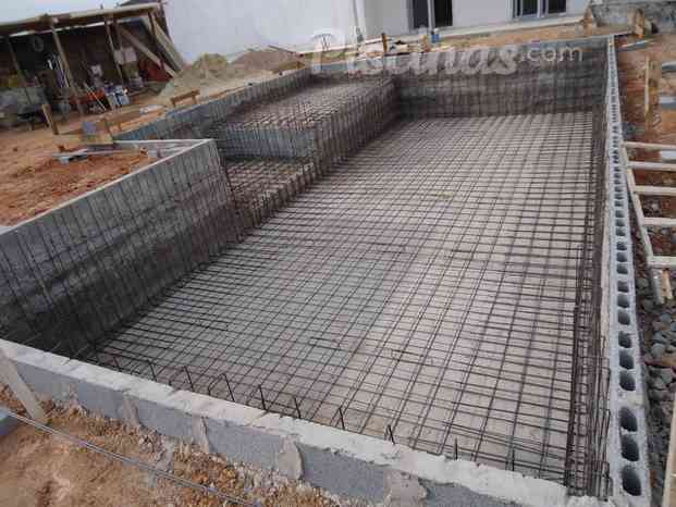 Construção de piscina