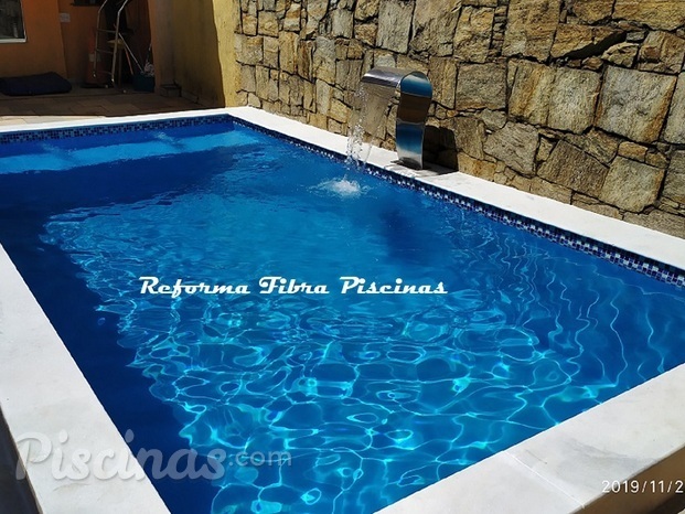 Reforma de piscina - Elevação de borda e mármore branco.jpg